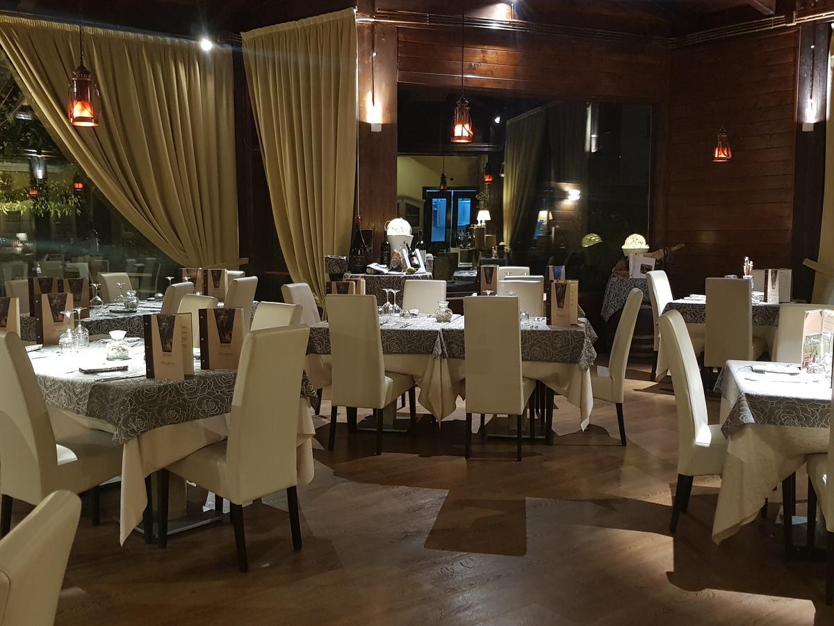 Il Borghetto Hotel Ristorante Lamezia Terme Esterno foto