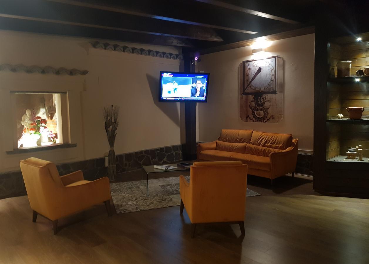 Il Borghetto Hotel Ristorante Lamezia Terme Esterno foto